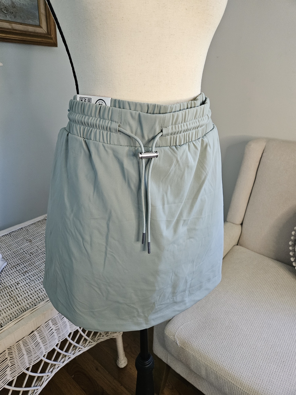 Women’s Light Sage Drawstring Skort with Elastic Waistband